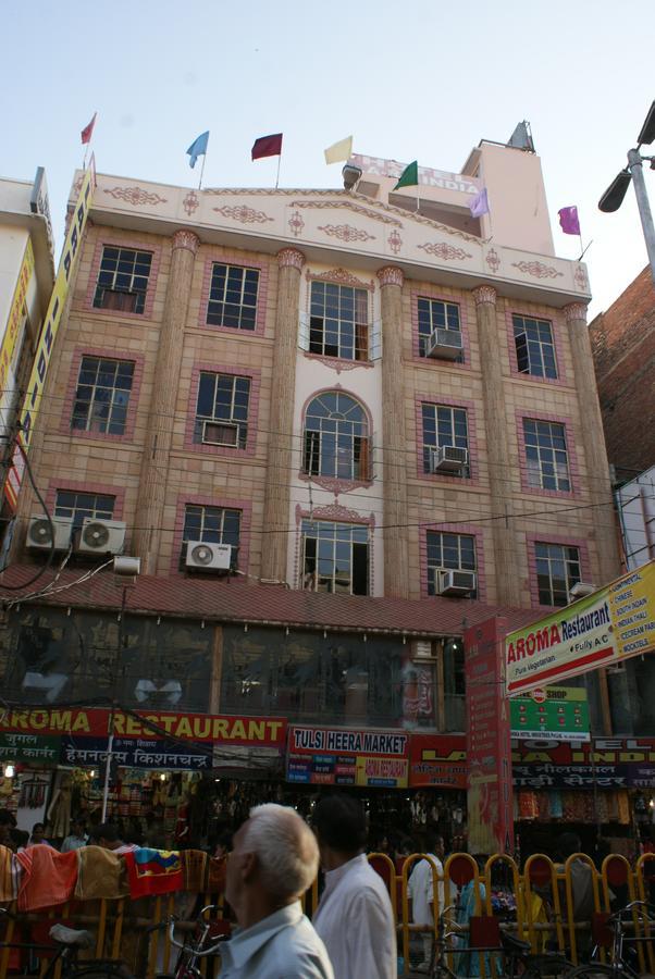 Hotel Lara India Varanasi Eksteriør billede